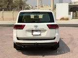 Toyota Land Cruiser GX 2023